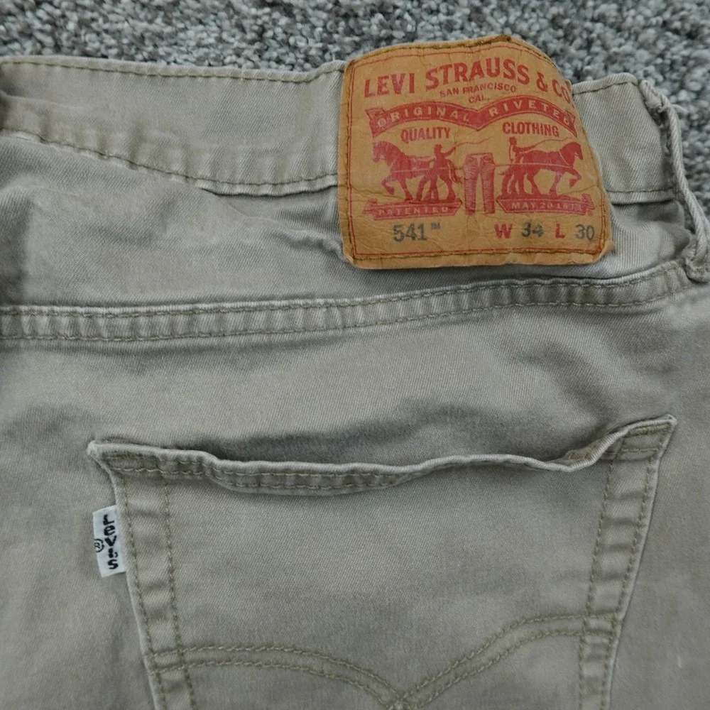 Levis Jeans Mens 34X30 Beige Tan Brown Denim Pants 541 Athletic Taper Stretch